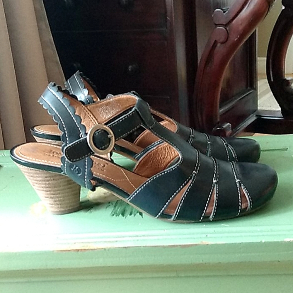 Josef Seibel leather sandals size 40